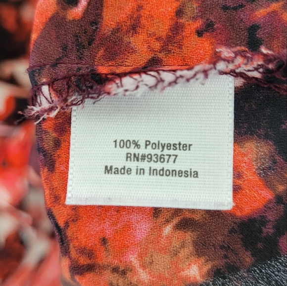 A.n.a, Flowy, Red White & Black Floral Blouse Large - Picture 6 of 8